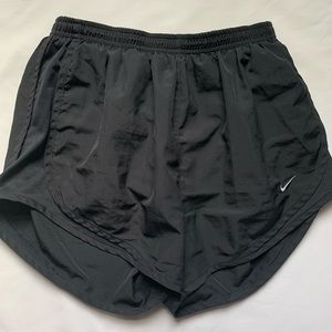 Black Nike shorts